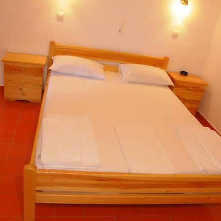 Chalikias Rooms Asprogerakata Dış mekan fotoğraf