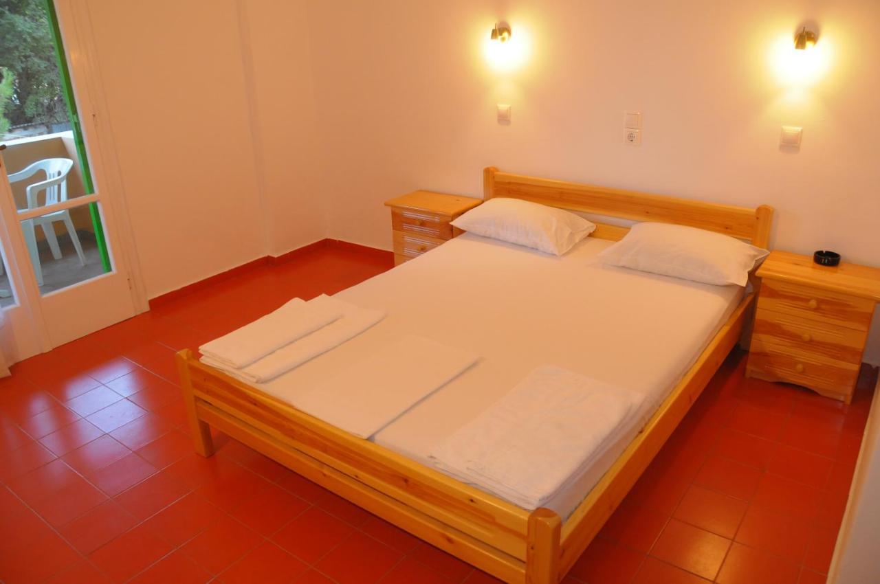 Chalikias Rooms Asprogerakata Dış mekan fotoğraf