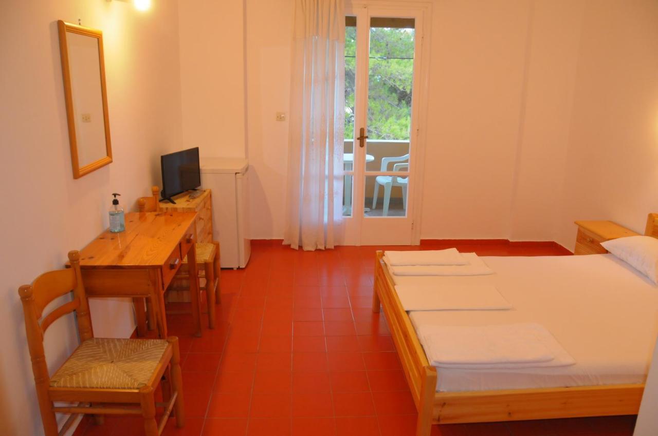 Chalikias Rooms Asprogerakata Dış mekan fotoğraf