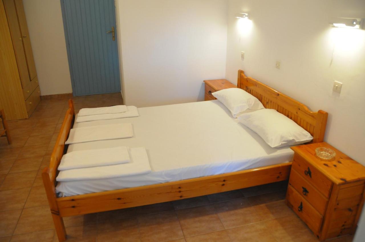 Chalikias Rooms Asprogerakata Dış mekan fotoğraf