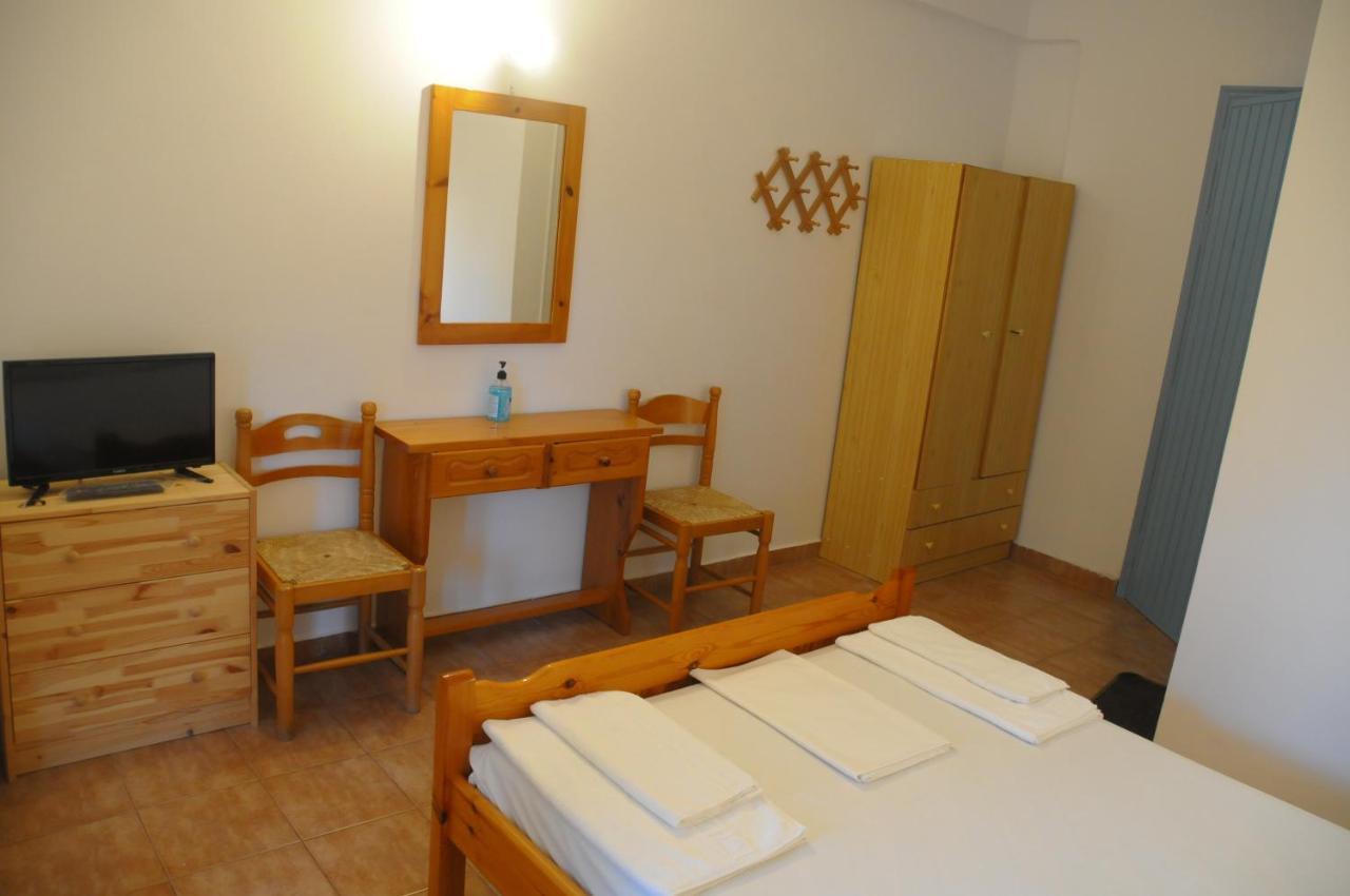 Chalikias Rooms Asprogerakata Dış mekan fotoğraf