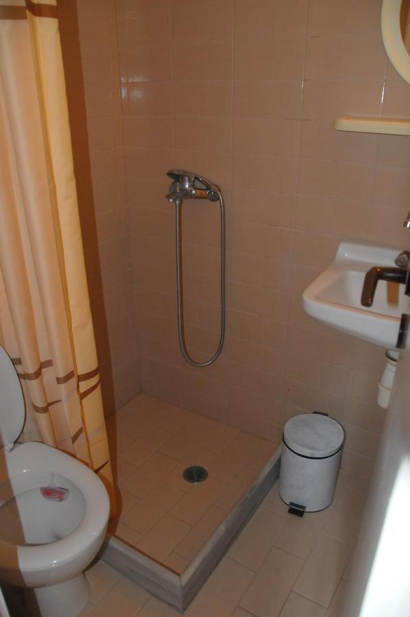 Chalikias Rooms Asprogerakata Dış mekan fotoğraf